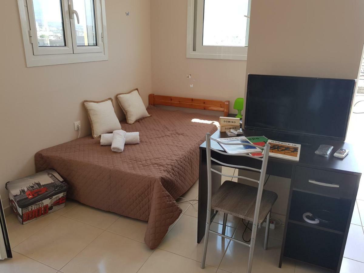 Ferienwohnung Butterfly Kalamata Exterior foto